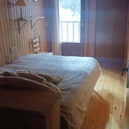 La Casita De Madera Apartment *